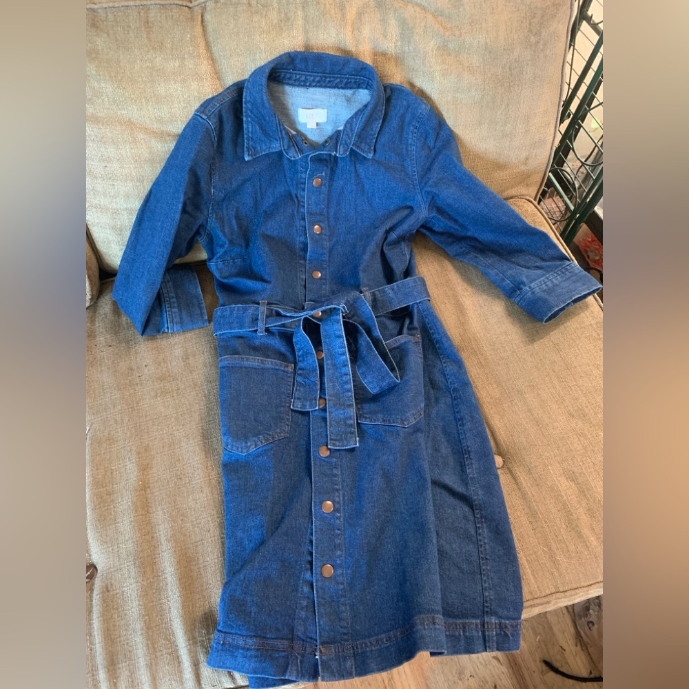 Loft Outlet denim dress size 4